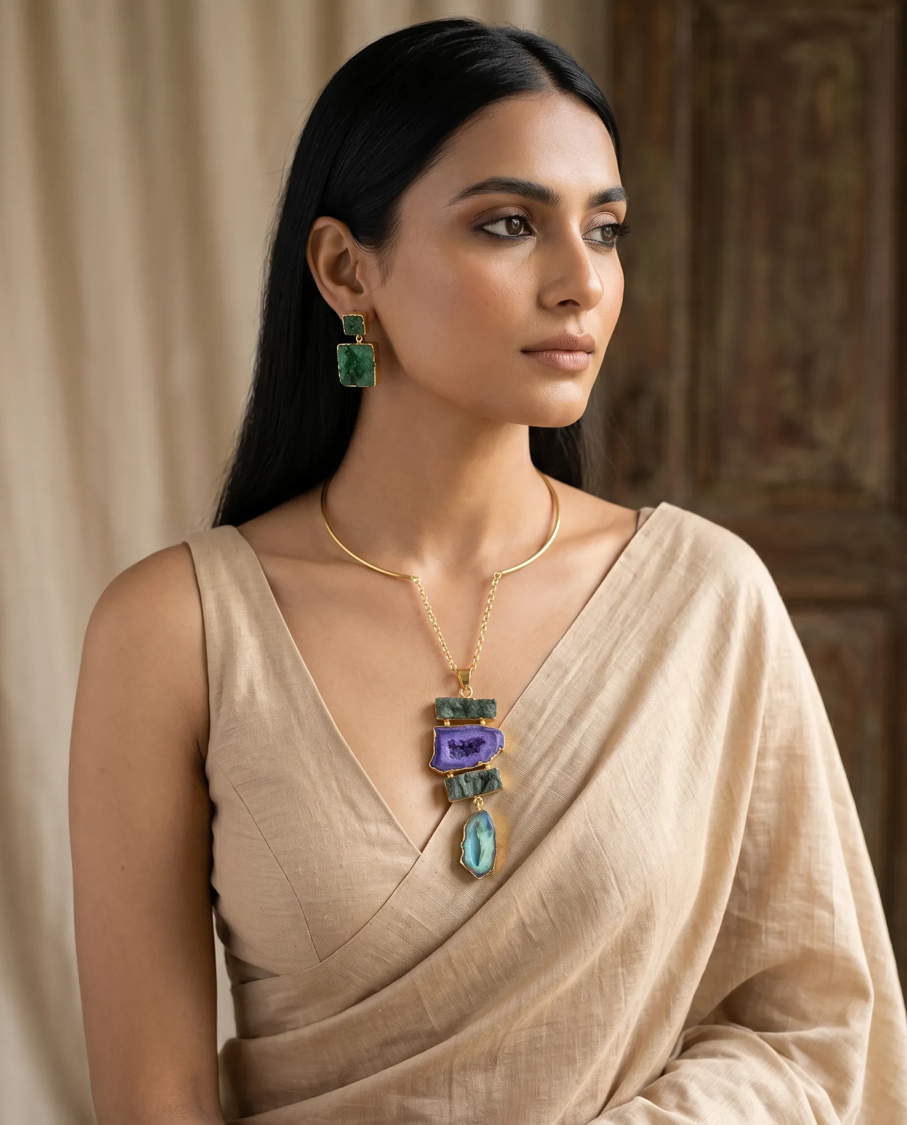 Gold Polish Blue Stone Necklace Set